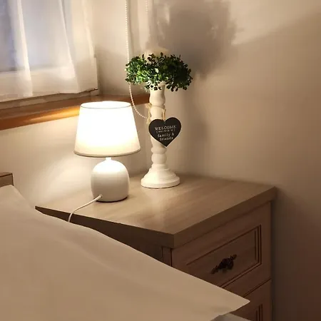 Goscinne Izabela Готель типу 