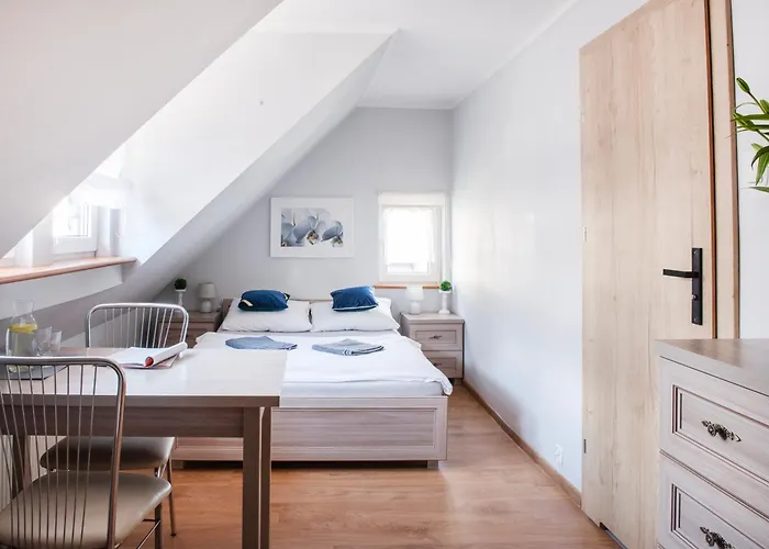 Goscinne Izabela Couette-café 3*